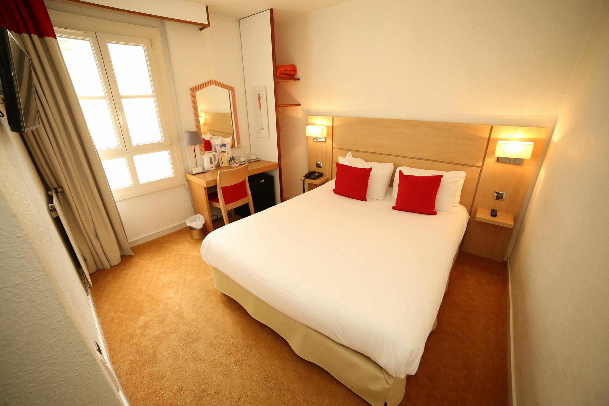 Maisons Du Monde Hotel & Suites - La Rochelle Vieux Port Zewnętrze zdjęcie